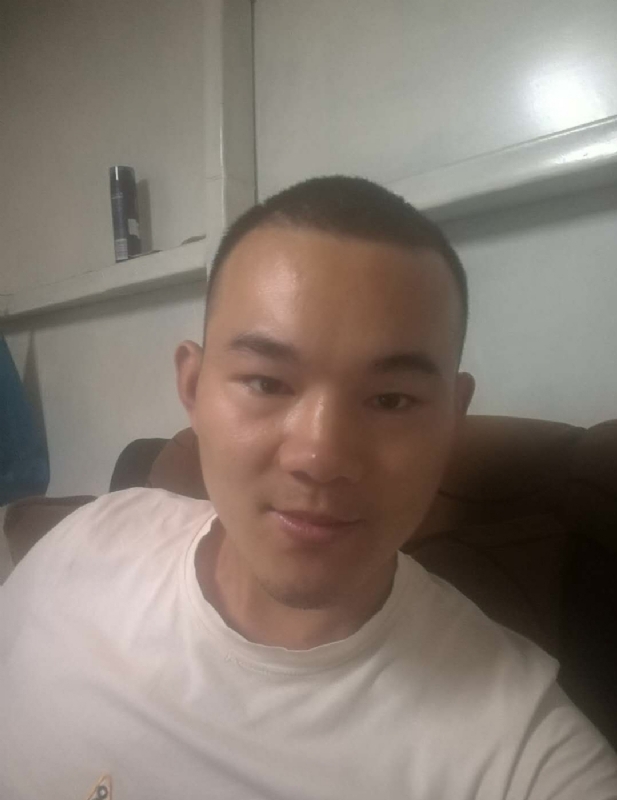 小強。。的第一张照片--深圳相亲服务中心