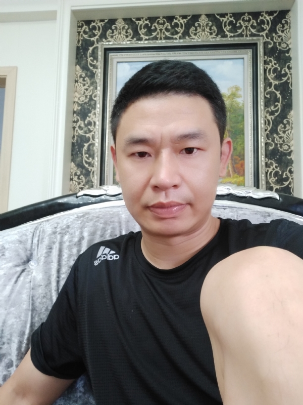 风的第一张照片--深圳相亲服务中心