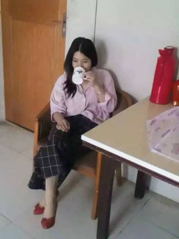 潘琪凌的第二张照片--深圳相亲服务中心