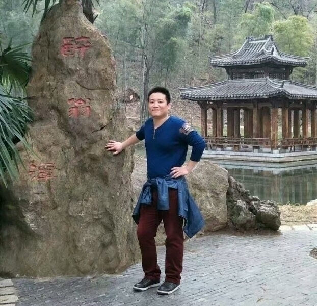 烦事用点心的第一张照片--深圳相亲服务中心