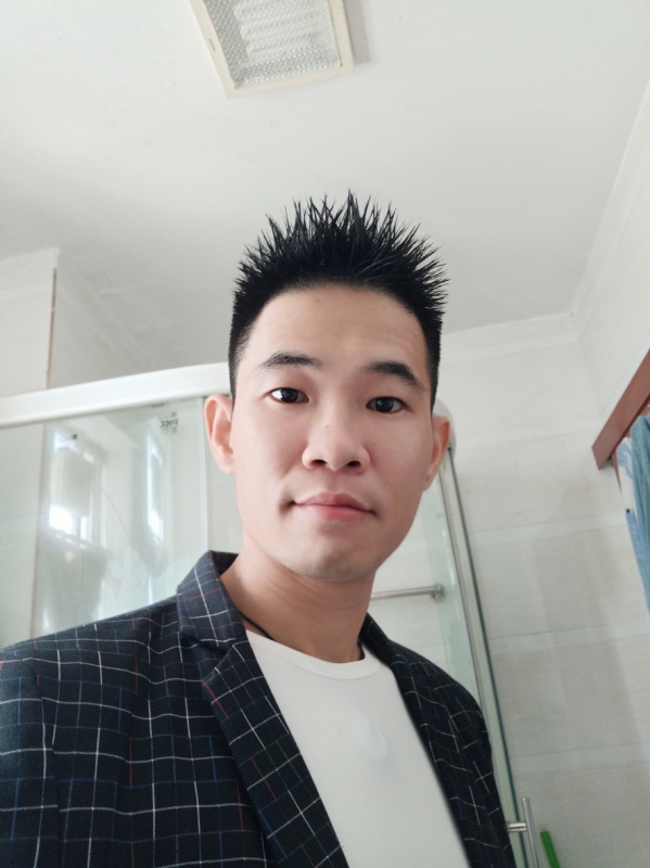 往事随风的第一张照片--深圳相亲服务中心