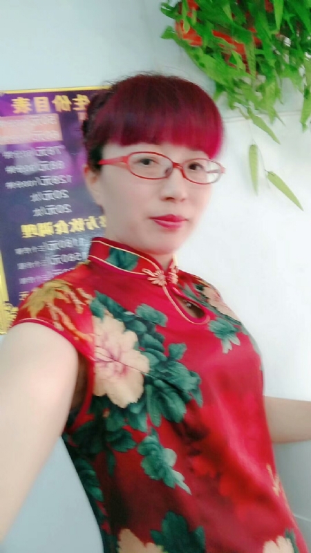 平凡女人的第一张照片--深圳相亲服务中心