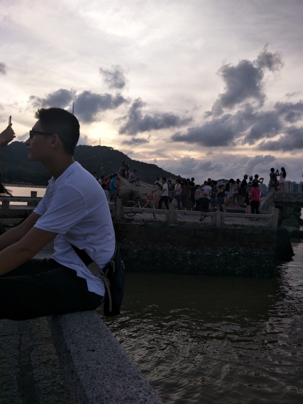 诗和远方的第一张照片--深圳相亲服务中心