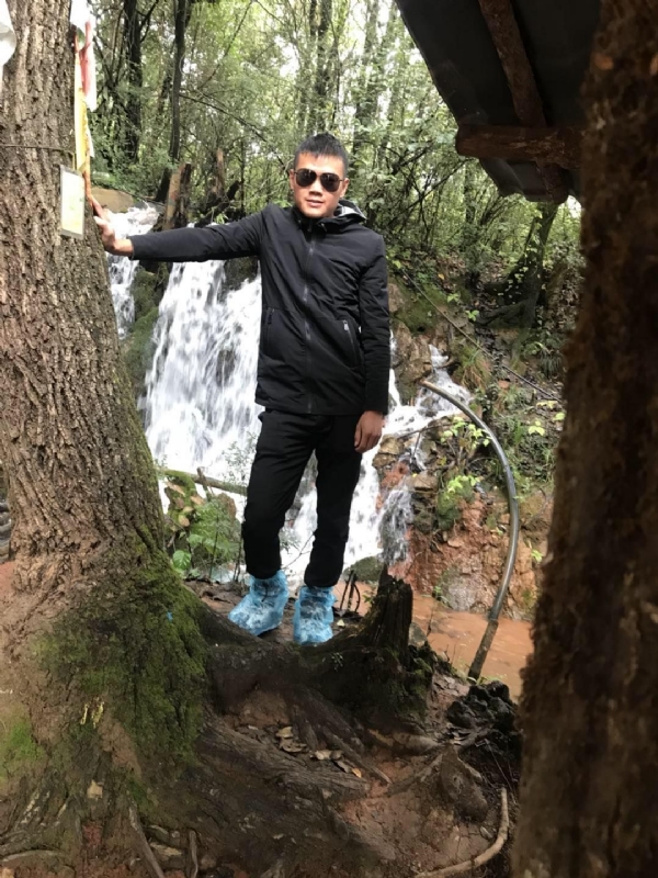 譕訫的第一张照片--深圳相亲服务中心