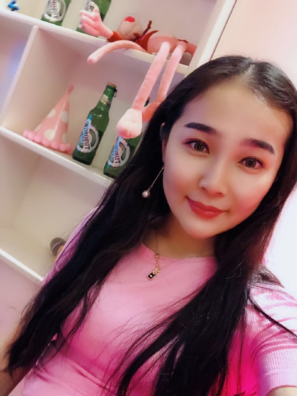 李雨菲的第一张照片--深圳相亲服务中心