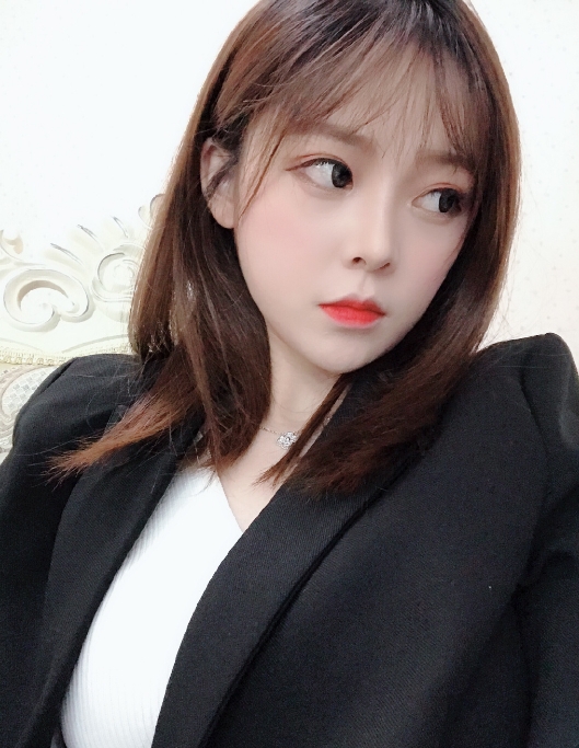美伊i的第二张照片--深圳相亲服务中心