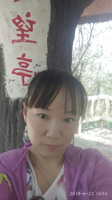 春天里的蒲谷英的第一张照片--深圳相亲服务中心