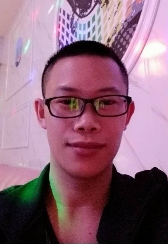 小海哥哥的第一张照片--深圳相亲服务中心