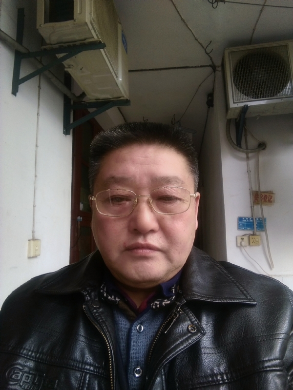 金泰的第一张照片--深圳相亲服务中心