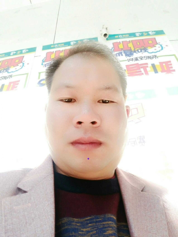 左手牵右手的第一张照片--深圳相亲服务中心