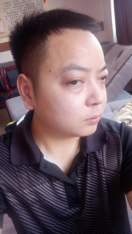 大熊的第一张照片--深圳相亲服务中心