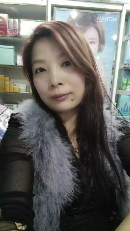 胡静的第三张照片--深圳相亲服务中心