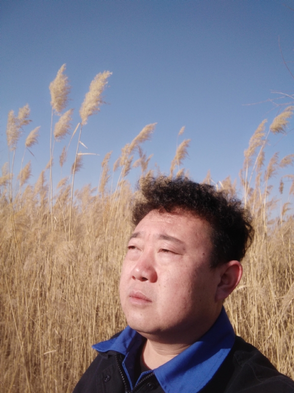 德刚的第一张照片--深圳相亲服务中心