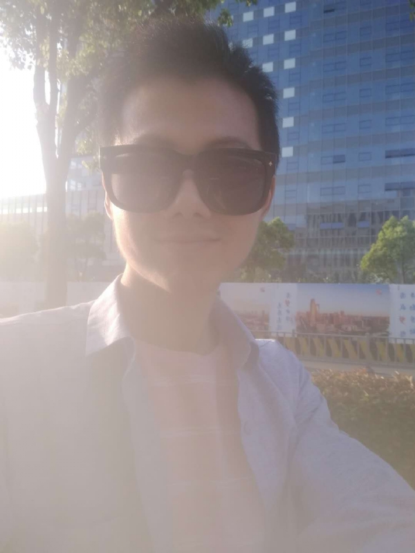 明仔的第一张照片--深圳相亲服务中心