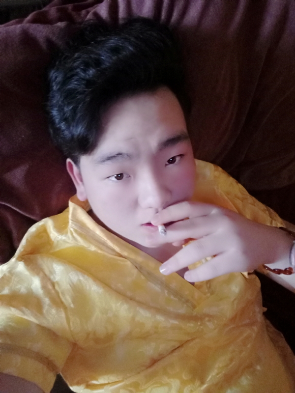 有心无力的第一张照片--深圳相亲服务中心