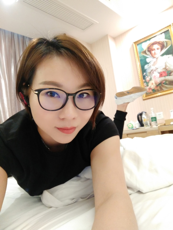 双子座的第一张照片--深圳相亲服务中心