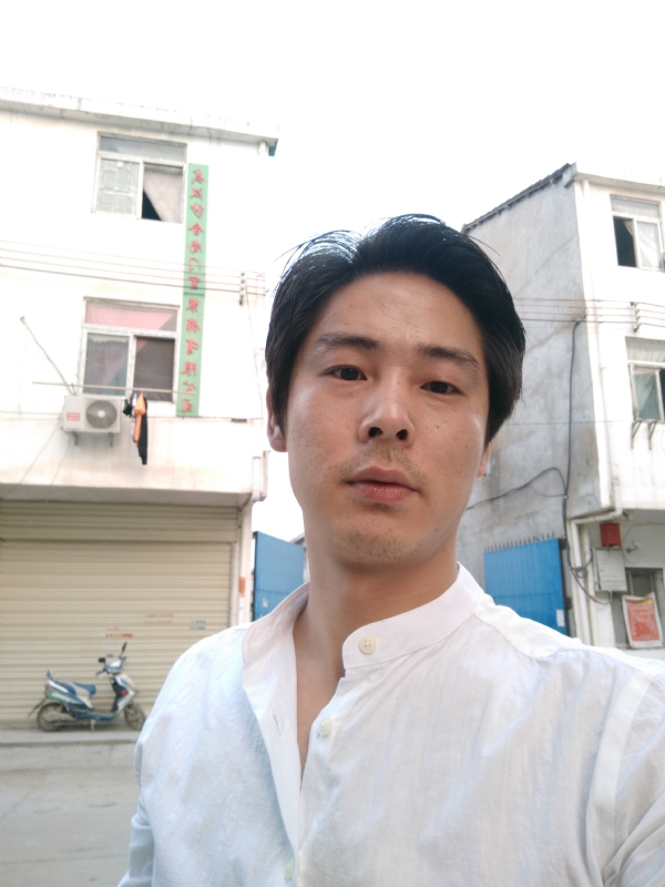 峰哥的第一张照片--深圳相亲服务中心