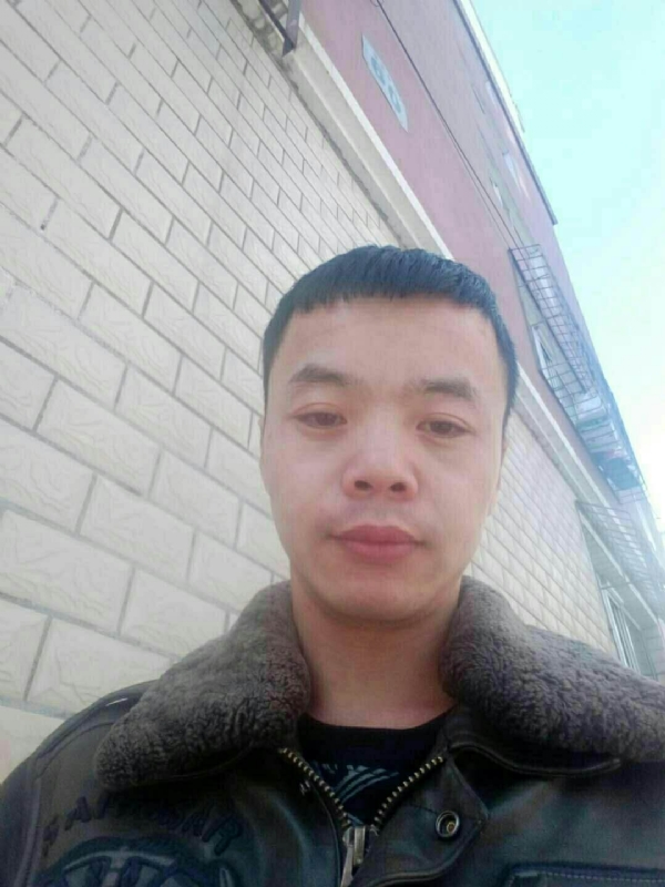八零逅村民的第二张照片--深圳相亲服务中心