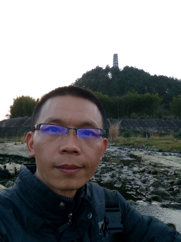 jame的第三张照片--深圳相亲服务中心