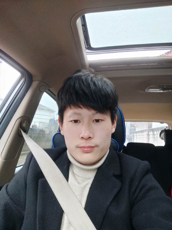 少年的第一张照片--深圳相亲服务中心