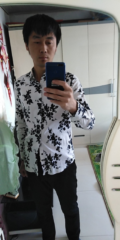 兰若寺里的书生的第一张照片--深圳相亲服务中心
