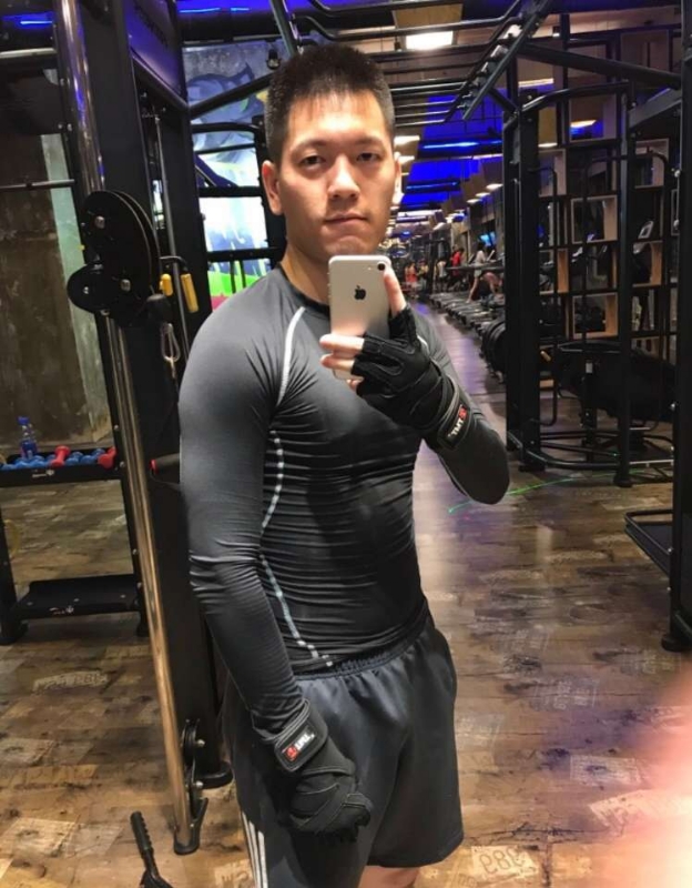 共赴此生的第一张照片--深圳相亲服务中心