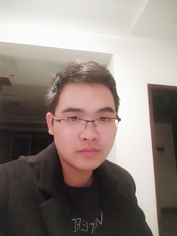 双生花开的第一张照片--深圳相亲服务中心