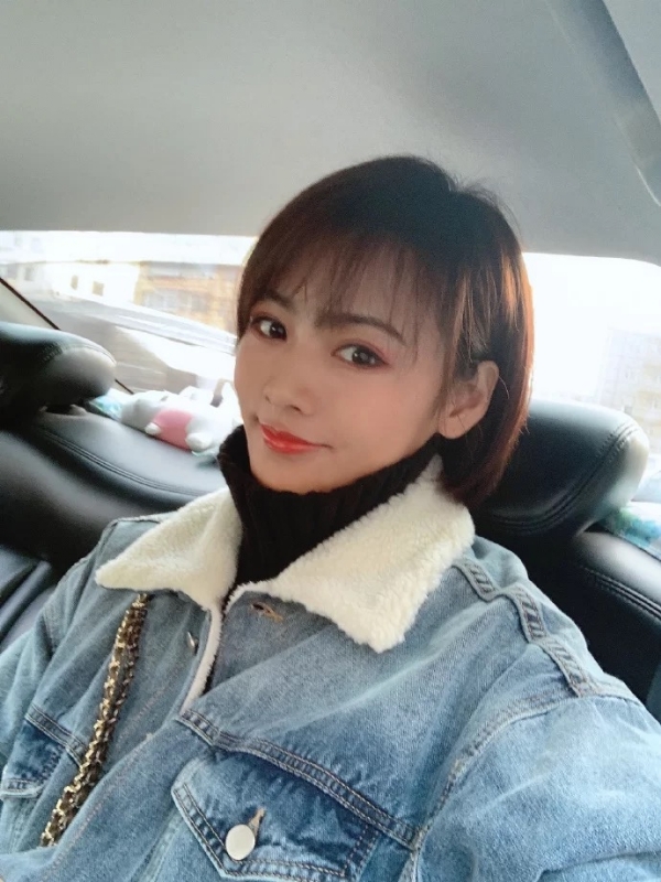 小丫头的第一张照片--深圳相亲服务中心