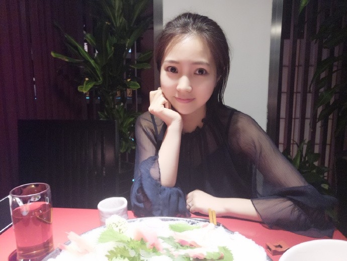 冰艳残阳的第三张照片--深圳相亲服务中心