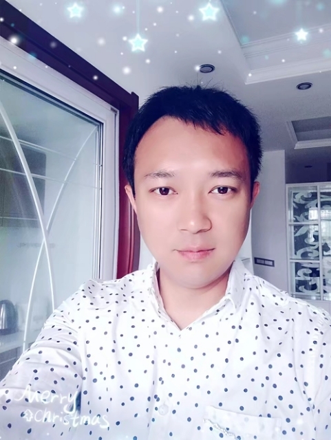 真诚小哥的第一张照片--深圳相亲服务中心