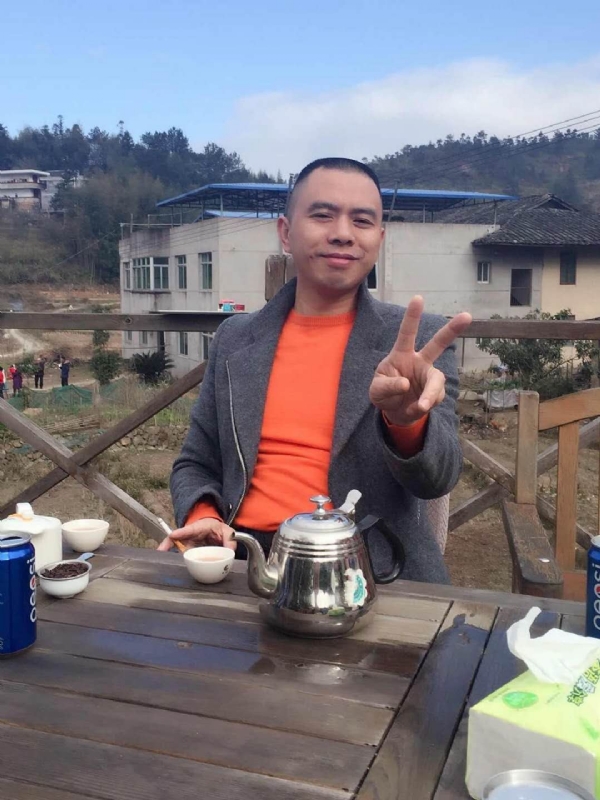 往生的第一张照片--深圳相亲服务中心