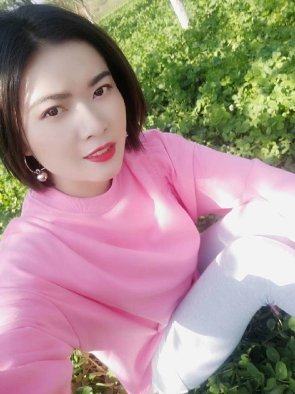 寻找幸福的第一张照片--深圳相亲服务中心