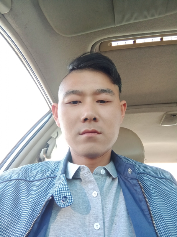 受伤的人的第一张照片--深圳相亲服务中心