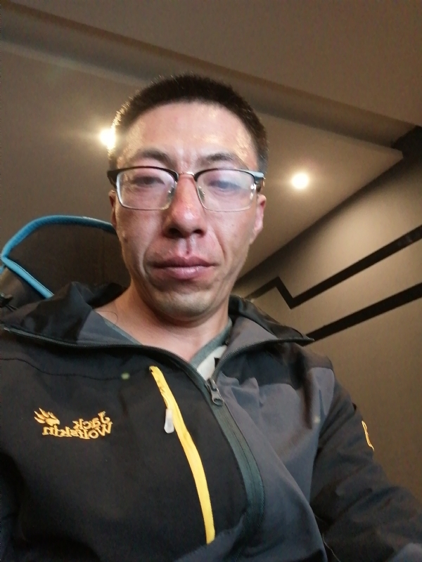 千年等你的第一张照片--深圳相亲服务中心