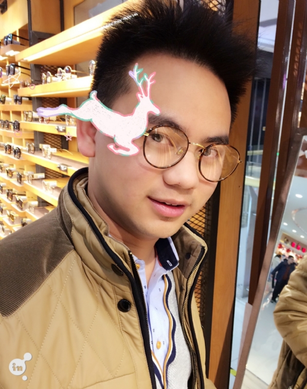 晓峰的第一张照片--深圳相亲服务中心