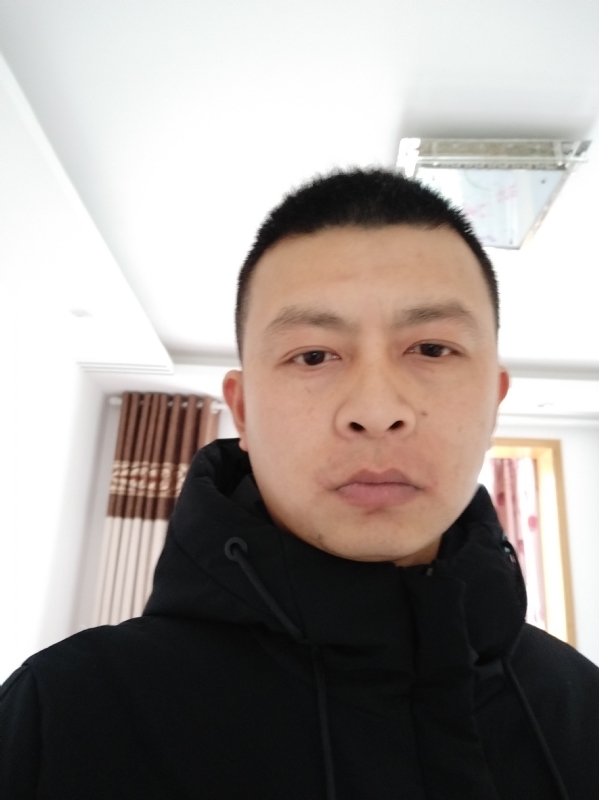 吴伟899的第一张照片--深圳相亲服务中心