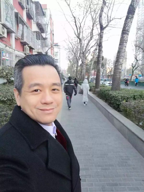 球控的第一张照片--深圳相亲服务中心