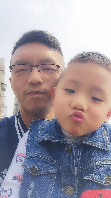 林松的第一张照片--深圳相亲服务中心