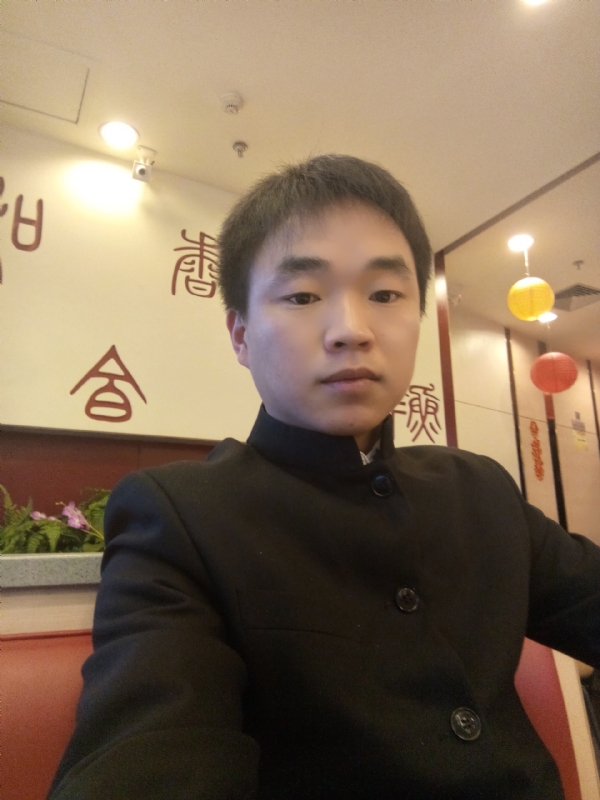 夜凉露沾衣的第一张照片--深圳相亲服务中心