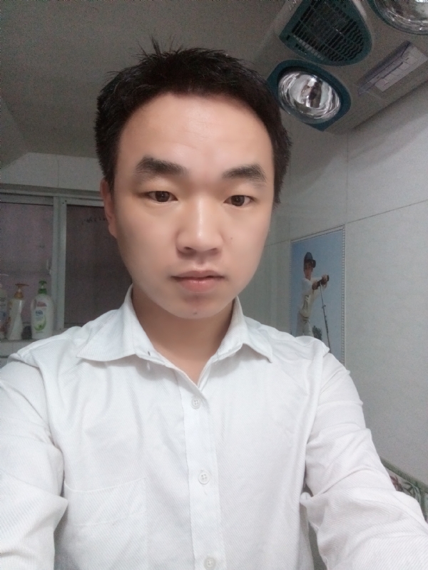 夜凉露沾衣的第二张照片--深圳相亲服务中心