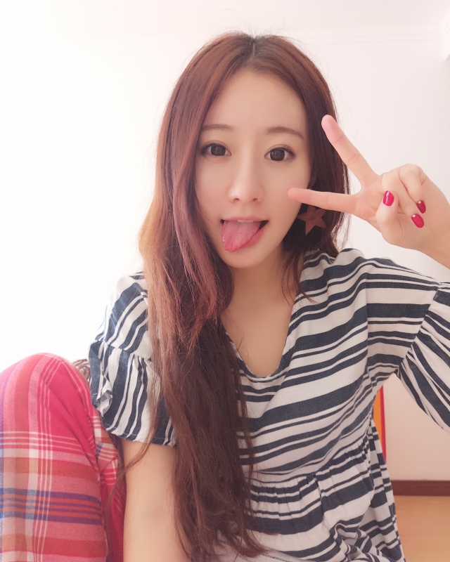 没有故事的女同学的第三张照片--深圳相亲服务中心