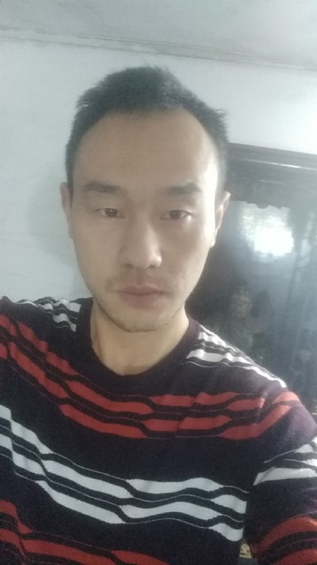 张浩浩的第一张照片--深圳相亲服务中心