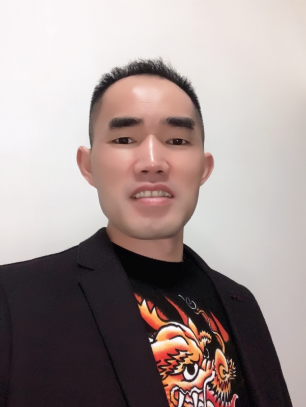 遇上对的人的第一张照片--深圳相亲服务中心
