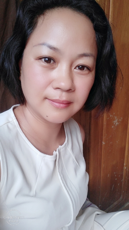 催乳师的第一张照片--深圳相亲服务中心