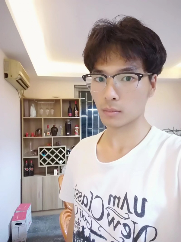kangliang的第一张照片--深圳相亲服务中心