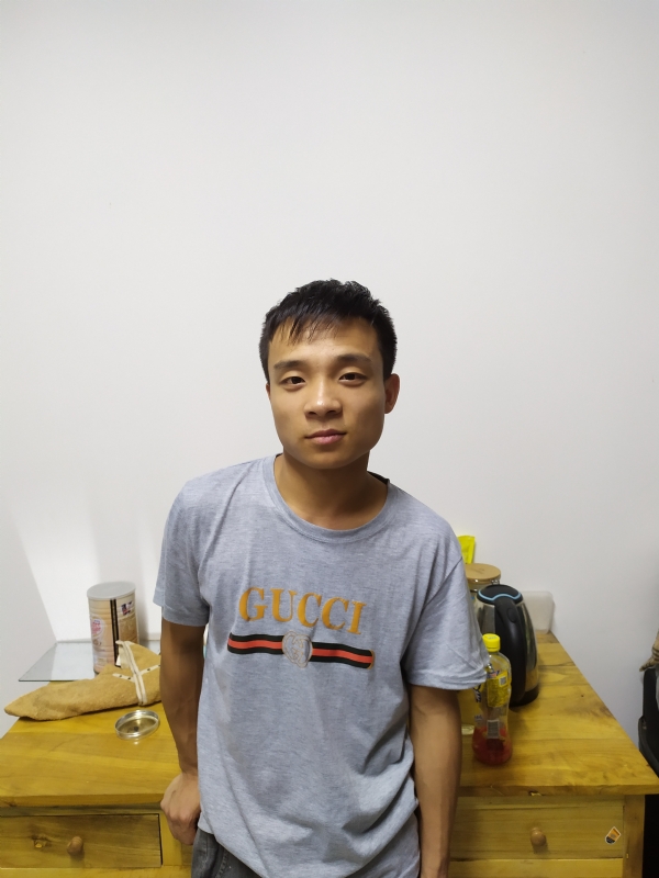 站着等你三千年的第一张照片--深圳相亲服务中心