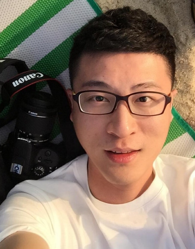 在路上的第一张照片--深圳相亲服务中心