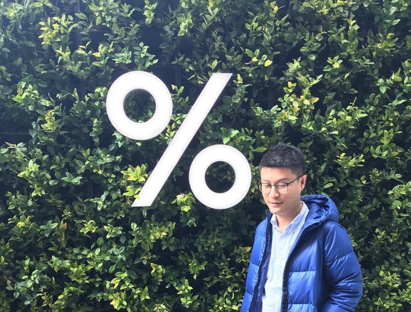 阳光的第一张照片--深圳相亲服务中心