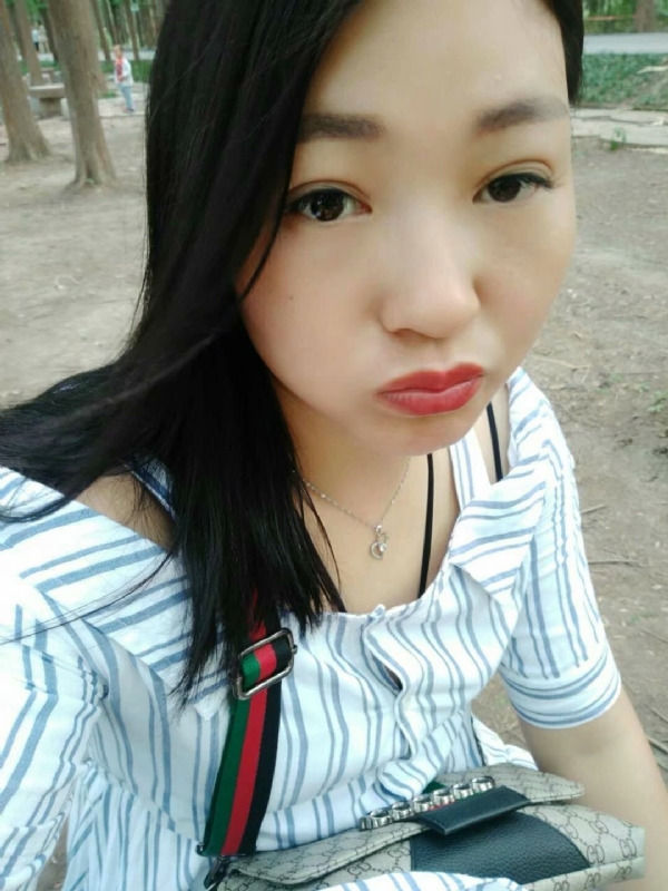 小燕子的第一张照片--深圳相亲服务中心