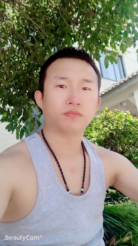 系咯在的第一张照片--深圳相亲服务中心
